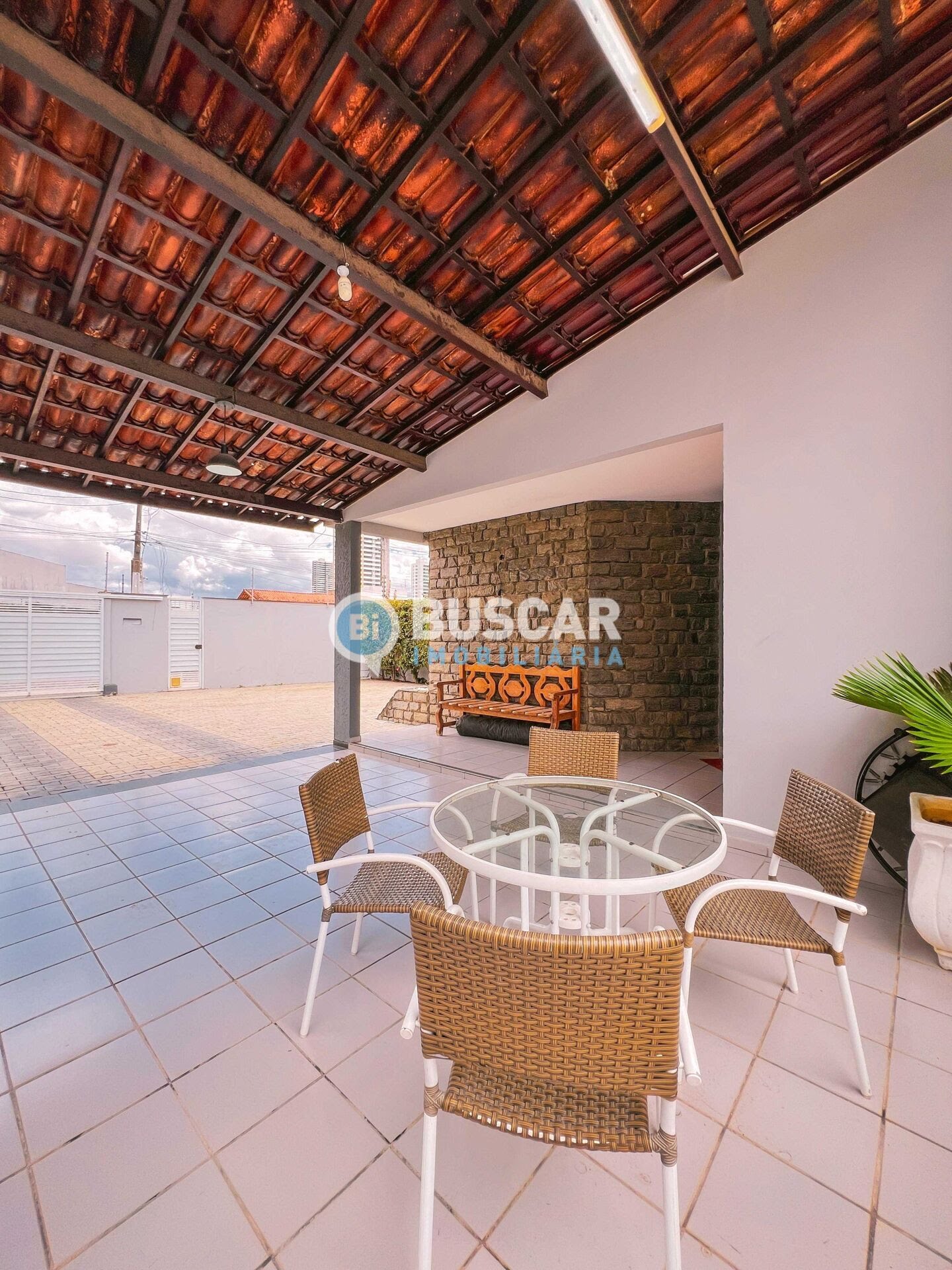 Casa à venda com 3 quartos, 2 suítes, 6 vagas e 360m² no Lagoa Salgada, Feira de Santana (BA) — foto 4 de 30