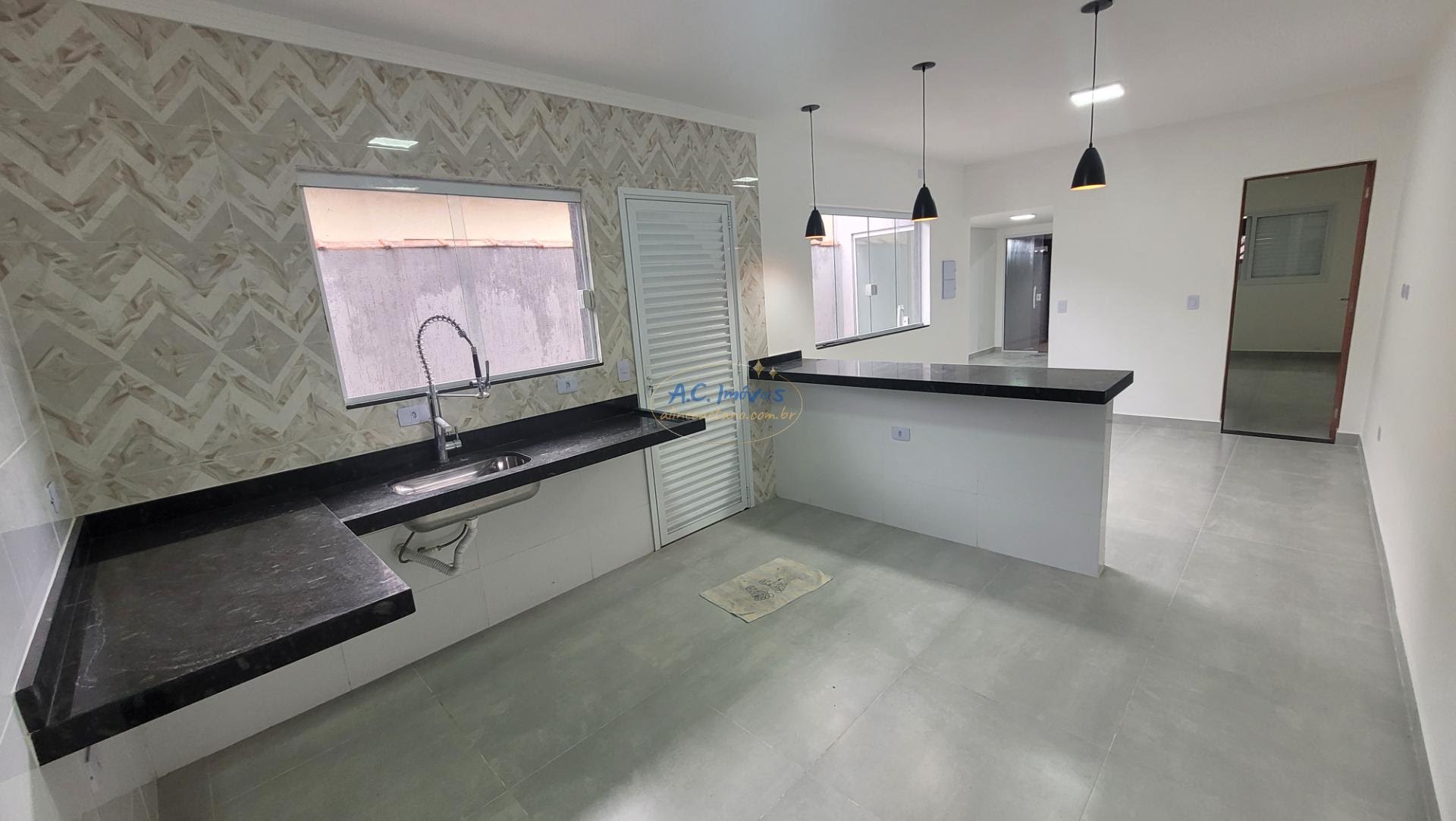 Casa à venda com 2 quartos, 1 suíte, 2 vagas e 80m² no Vila Tupi, Praia Grande (SP) — foto 9 de 27