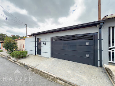 Casa em Santa Luzia  -  Bragança Paulista