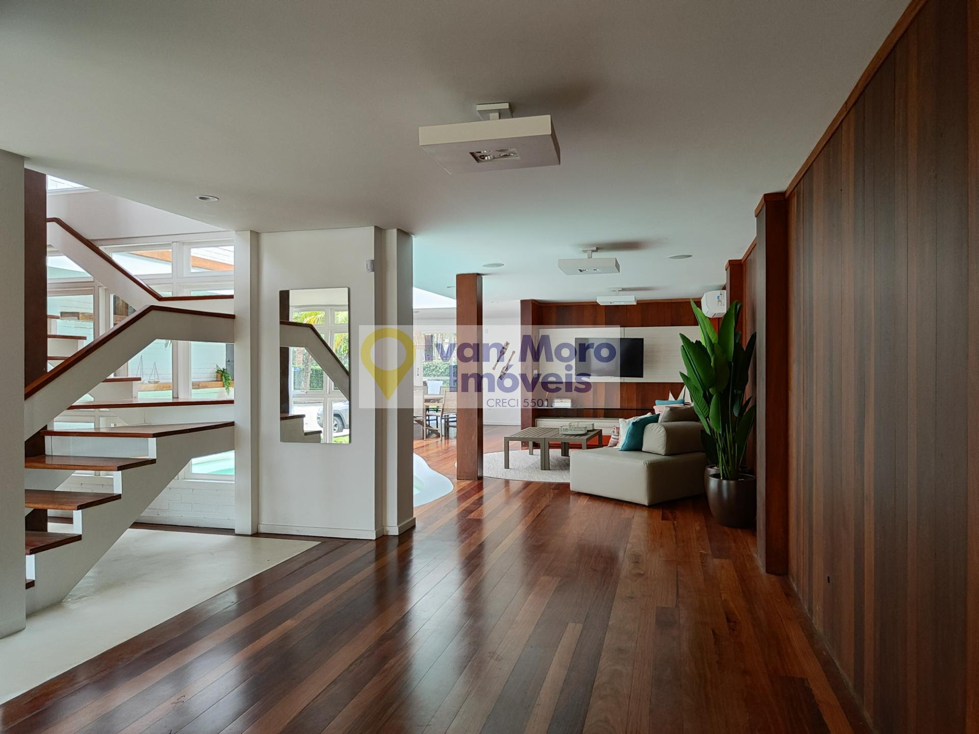 Casa à venda com 5 quartos, 5 suítes, 2 vagas e 320m² no Jurerê Internacional, Florianópolis (SC) — foto 9 de 30