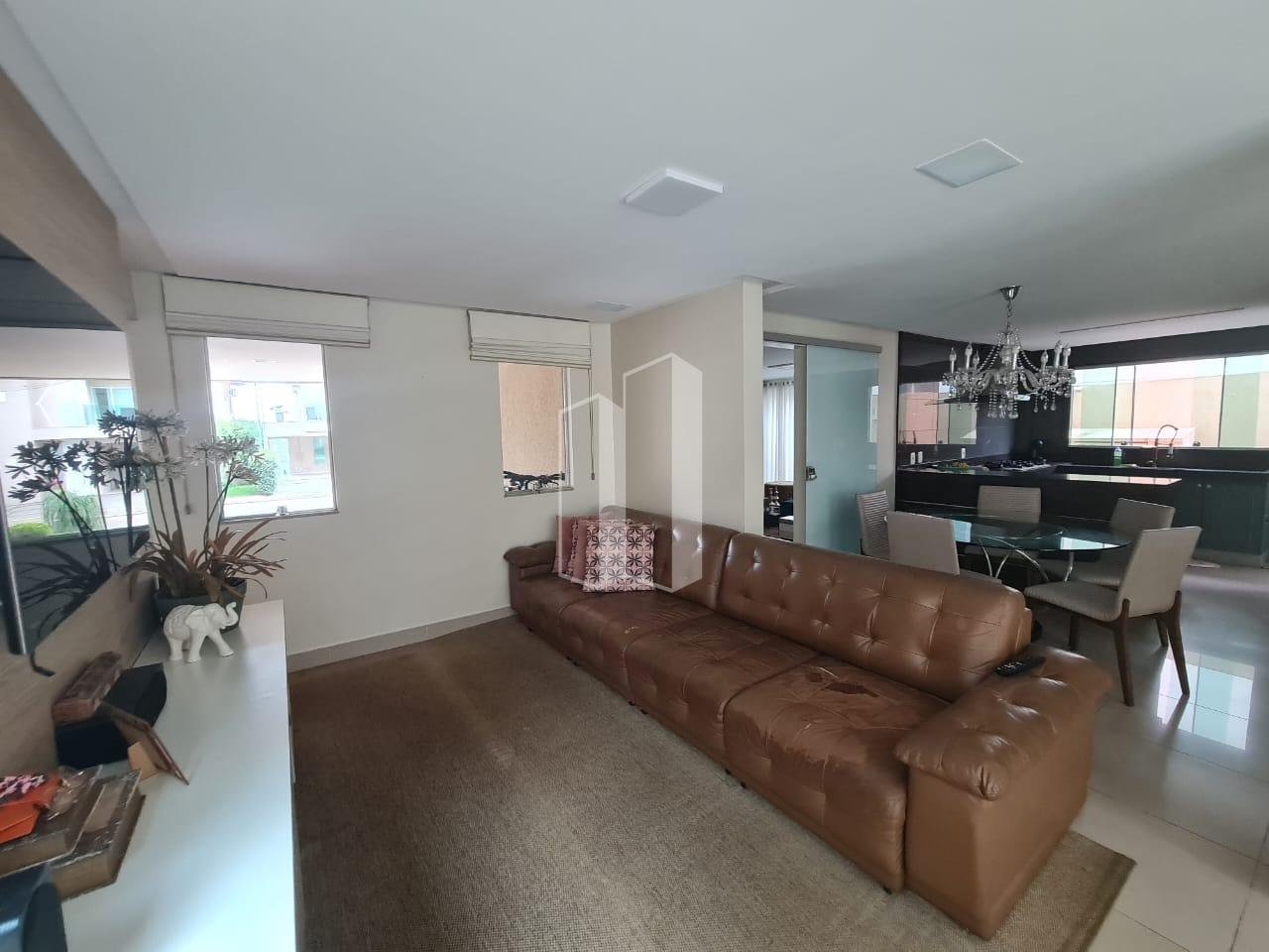 Casa à venda com 4 quartos, 4 suítes, 4 vagas e 281m² no Jardins Madri, Goiânia (GO) — foto 6 de 25