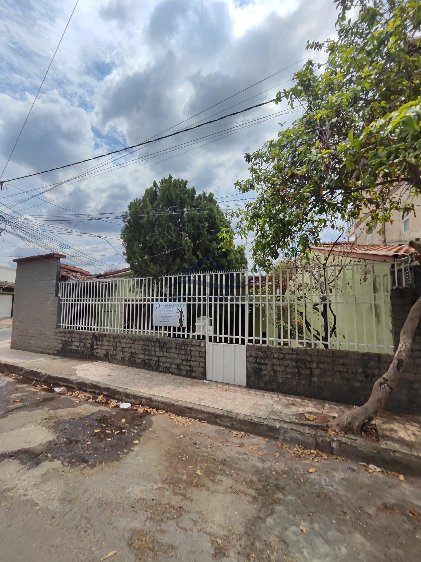 Casa à venda com 2 quartos, 1 suíte, 2 vagas e 260m² no Piedade, Sete Lagoas (MG) — foto 2 de 30