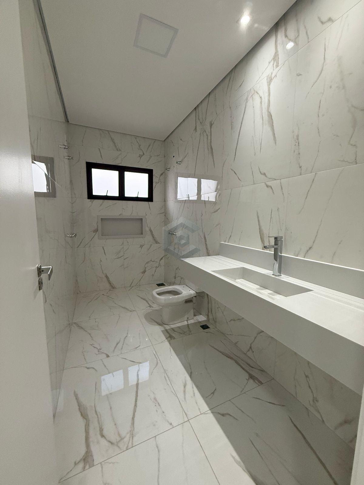 Casa à venda com 3 quartos, 3 suítes, 6 vagas e 248m² no Alphaville 3, Votorantim (SP) — foto 23 de 30