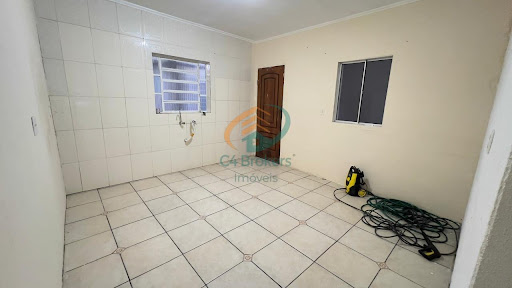 Sobrado em Vila Augusta - Guarulhos, SP