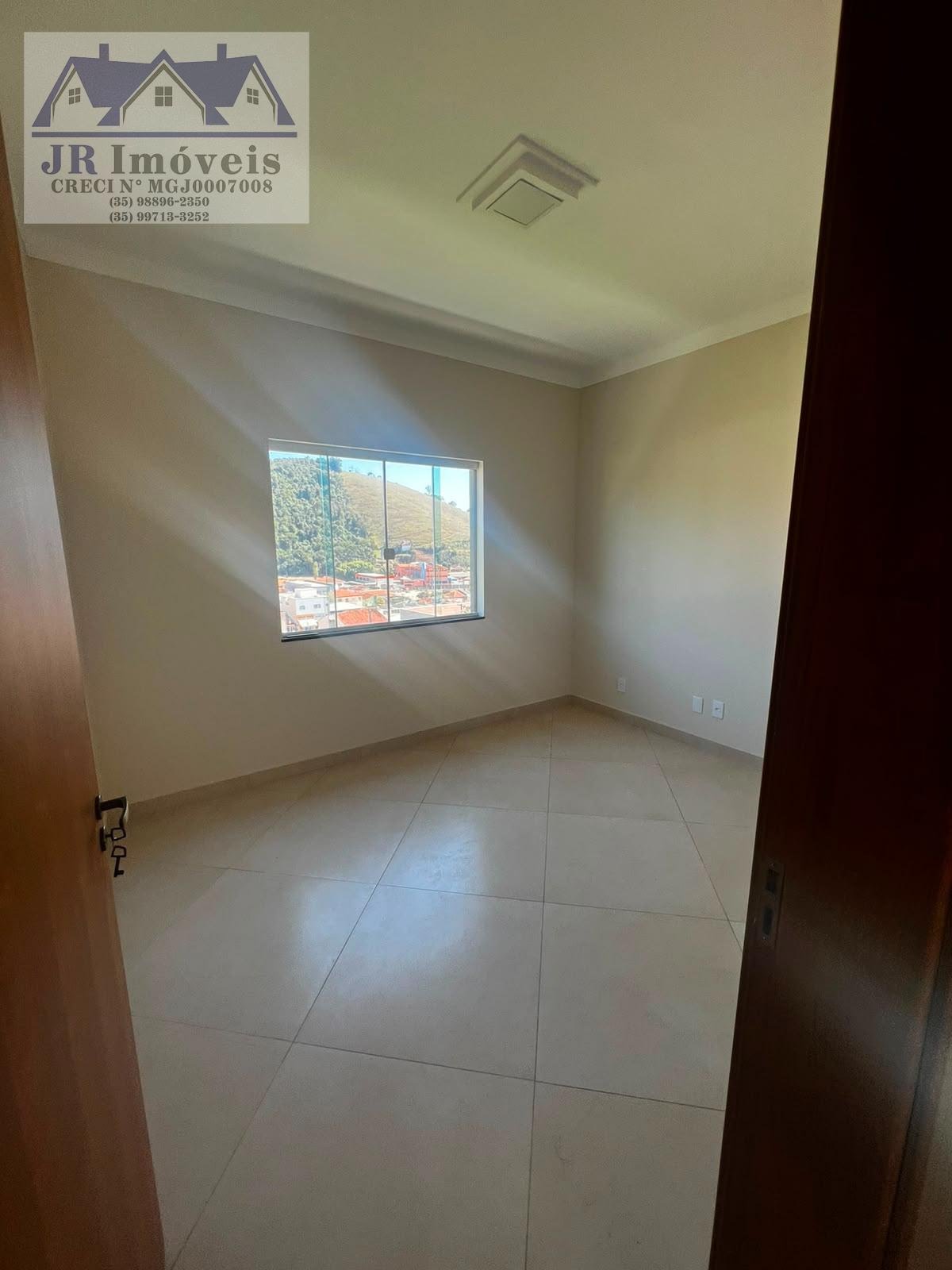 Casa para alugar com 2 quartos, 1 suíte e 2 vagas no Centro, Piranguinho (MG) — foto 7 de 17