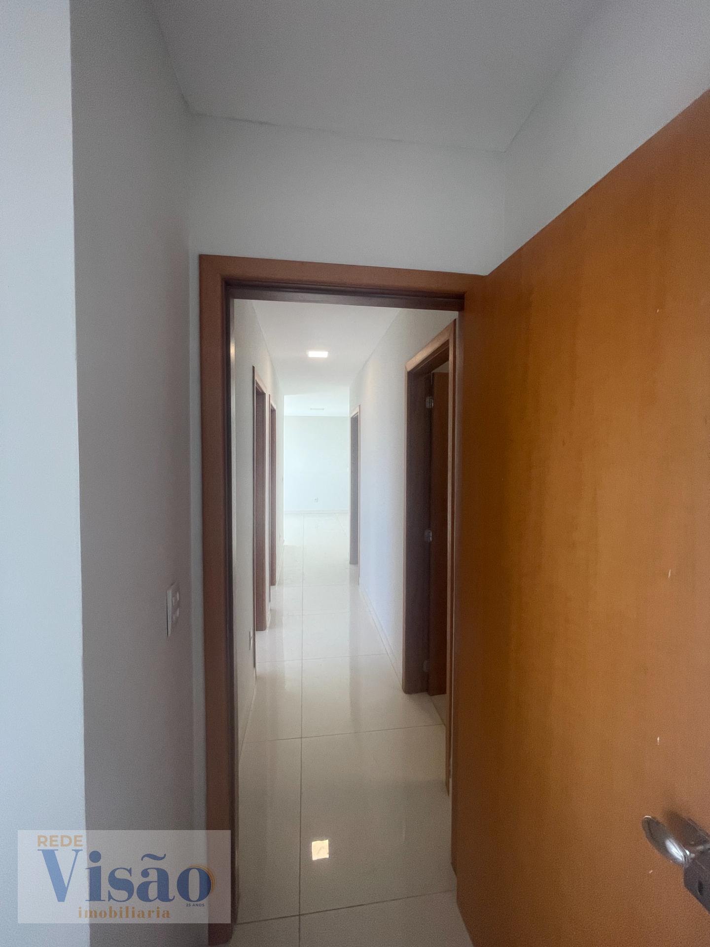 Apartamento à venda com 3 quartos, 1 suíte, 2 vagas e 100m² no Centro, Paracatu (MG) — foto 19 de 30