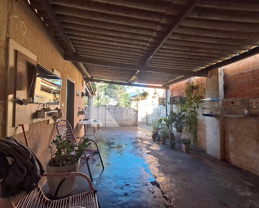 Casa em Jardim Kennedy  -  Jaboticabal