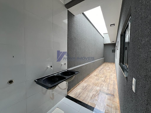 Casa 03 Dorm. em Residencial Veneza  -  Rio Verde