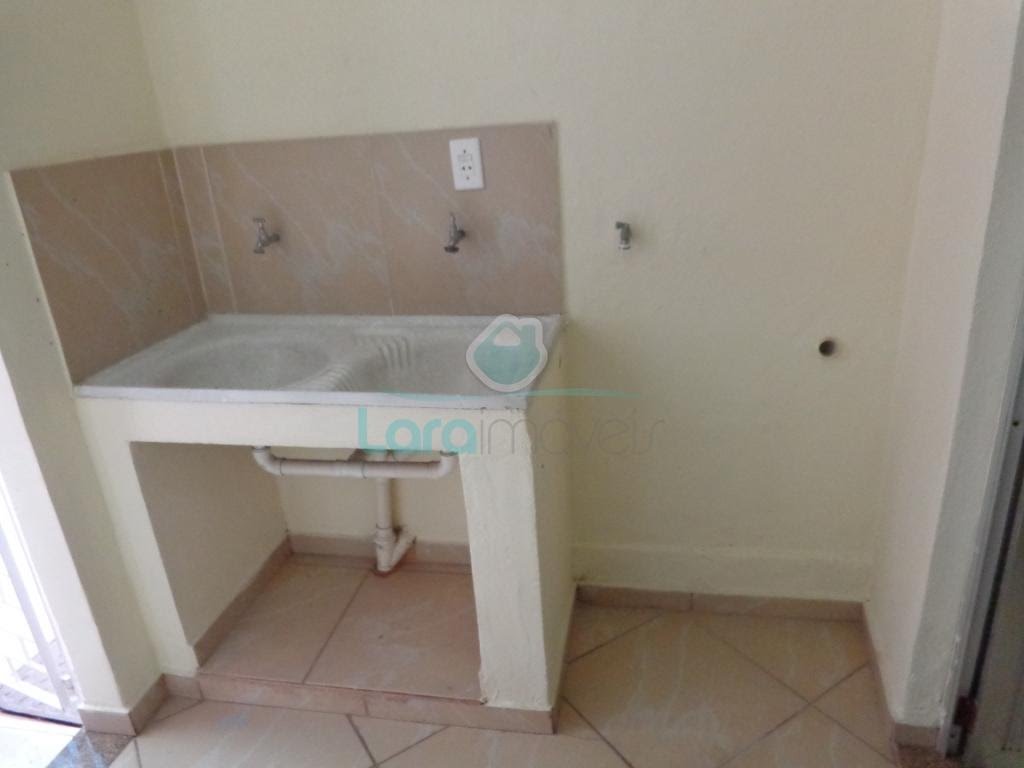 Casa à venda com 3 quartos, 1 suíte, 1 vaga e 100m² no Centro, Macaé (RJ) — foto 26 de 30