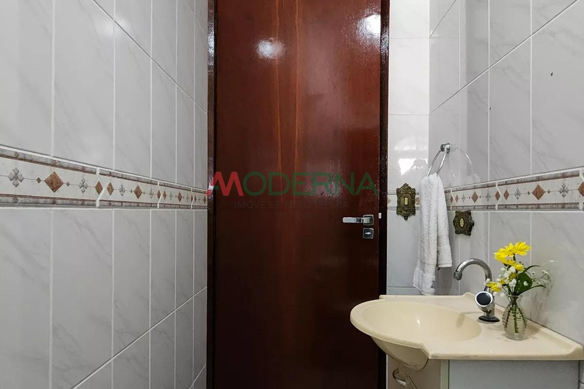 Casa à venda com 3 quartos, 1 suíte, 2 vagas e 220m² no Nova Petrópolis, São Bernardo do Campo (SP) — foto 14 de 30
