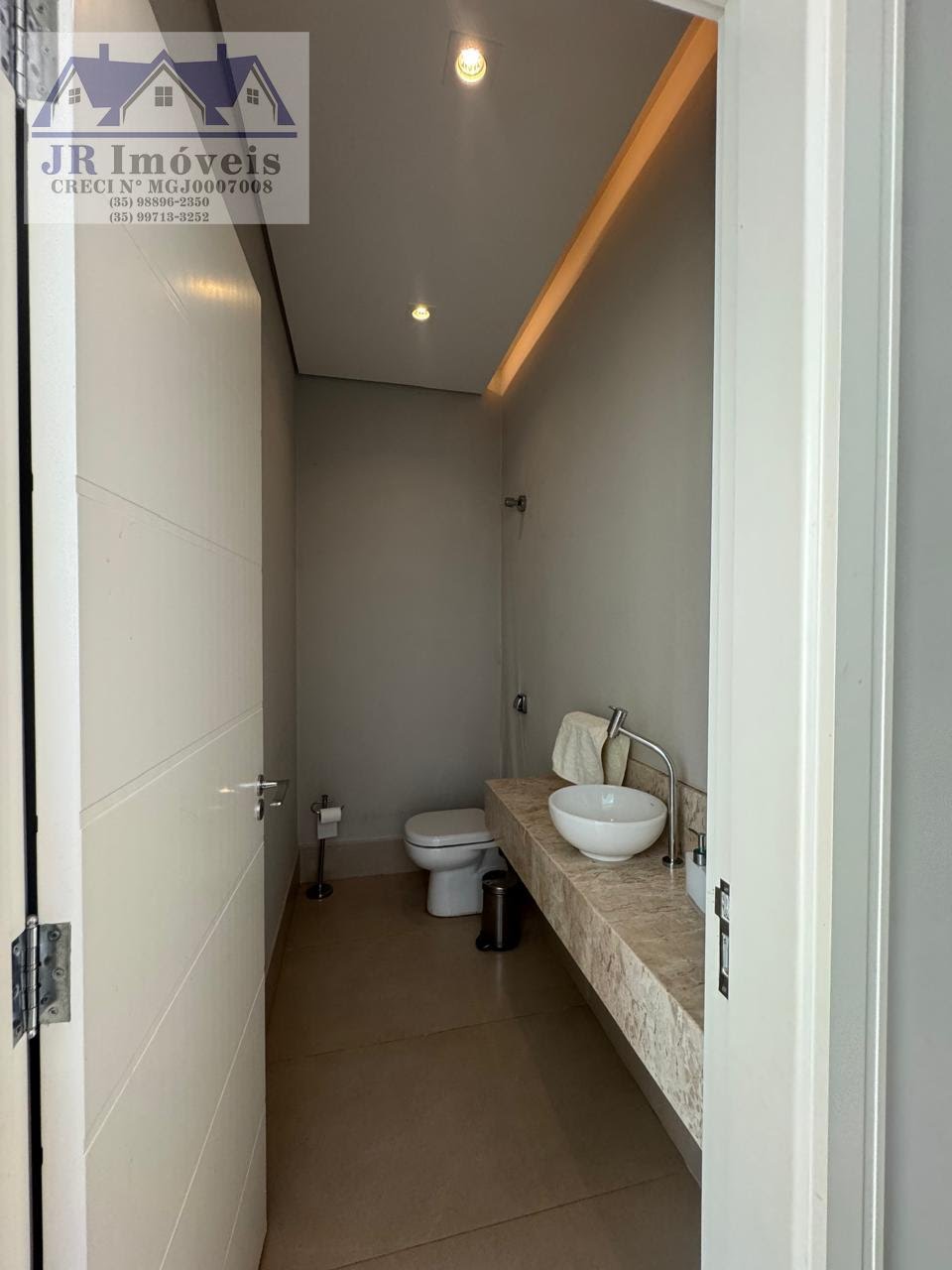 Casa à venda com 3 quartos, 1 suíte, 2 vagas e 203m² no Centro, Piranguinho (MG) — foto 18 de 30