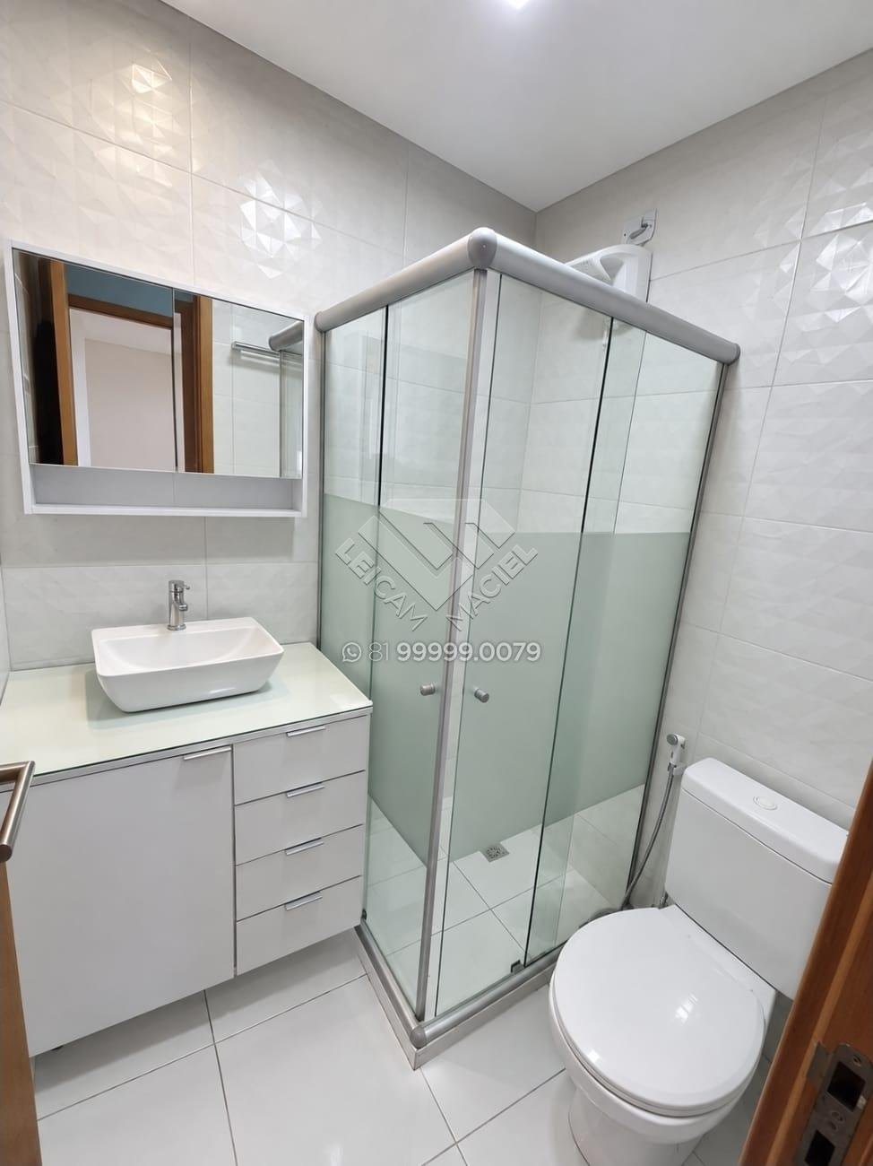 Compre Apartamento à venda na Encruzilhada com 3 quartos, 1 suíte, 64m² e lazer com piscina aquecida. Agende sua visita com Leicam Maciel!