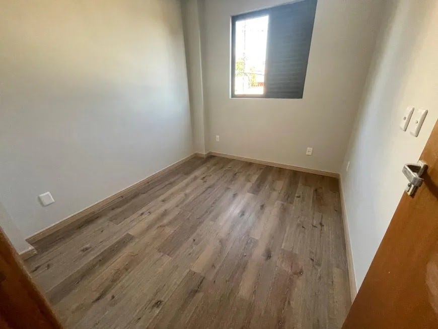 Casa à venda com 3 quartos, 1 suíte, 1 vaga e 110m² no Planalto, Belo Horizonte (MG) — foto 6 de 16