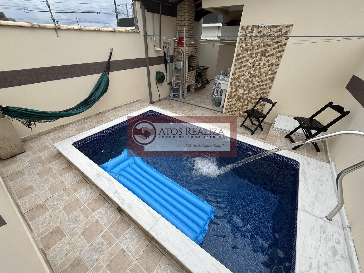 Casa térrea com piscina em Jardim Grandesp - Itanhaém: 2 dormitórios, 1 suíte, 68m² e por R$360.000,00