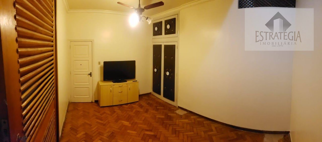 Casa à venda com 4 quartos, 2 suítes, 2 vagas e 277m² no Valparaiso, Petrópolis (RJ) — foto 7 de 18