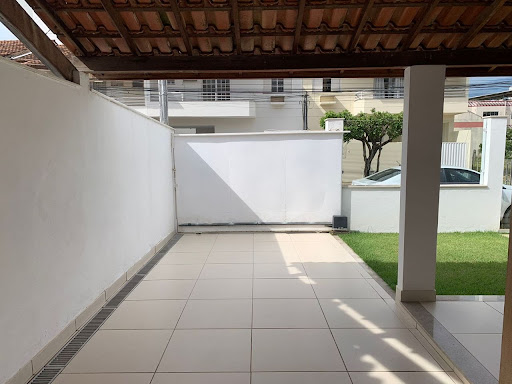Casa no bairro Pres. Costa e Silva  -  Itaperuna