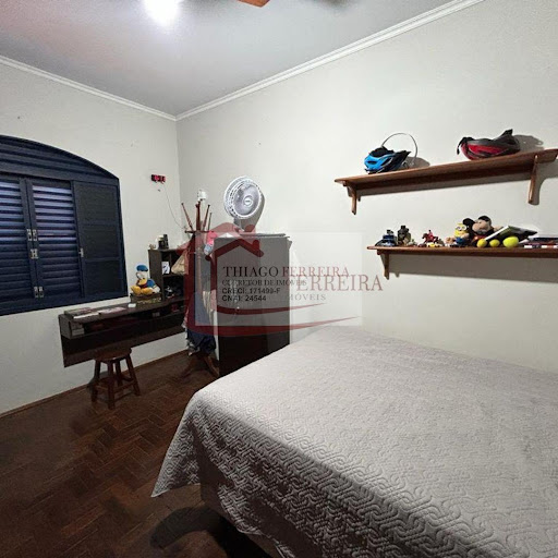 Casa em Jardim Cinelândia  -  Santa Rita do Passa Quatro