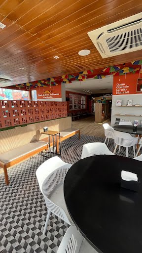 Casa para alugar com 7 quartos, 4 banheiros, 6 vagas e 302m² no Casa Forte, Recife (PE) — foto 14 de 20