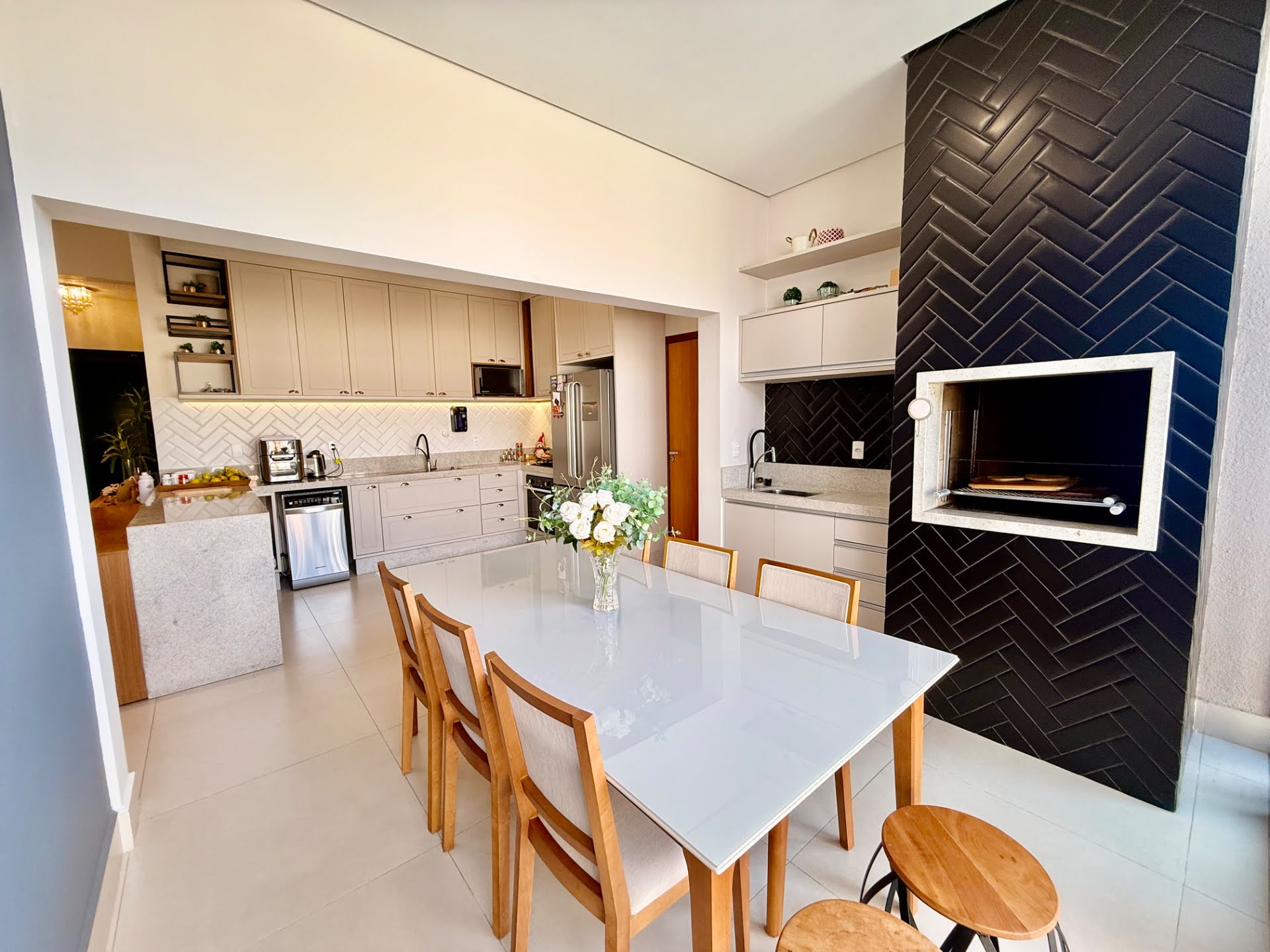 Casa à venda com 3 quartos, 3 suítes, 4 vagas e 183m² no Jardim Residencial Dona Maria José, Indaiatuba (SP) — foto 19 de 30
