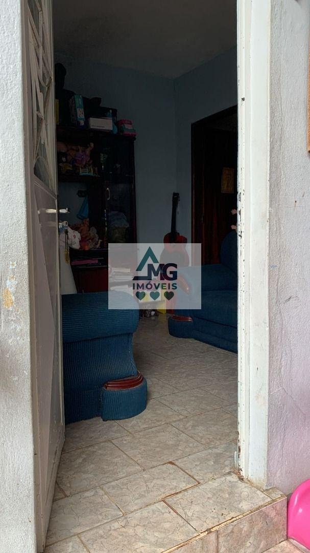 Casa à venda com 4 quartos, 1 suíte, 2 vagas e 200m² no Vila Bela Vista, Três Corações (MG) — foto 25 de 30