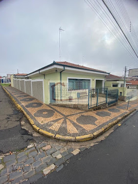 Casa em Centro  -  Santa Rita do Passa Quatro