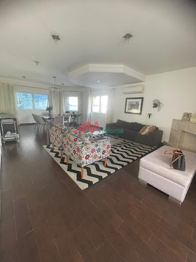 Casa Sobrado à Venda em Parque Terra Nova II - 5 Dormitórios