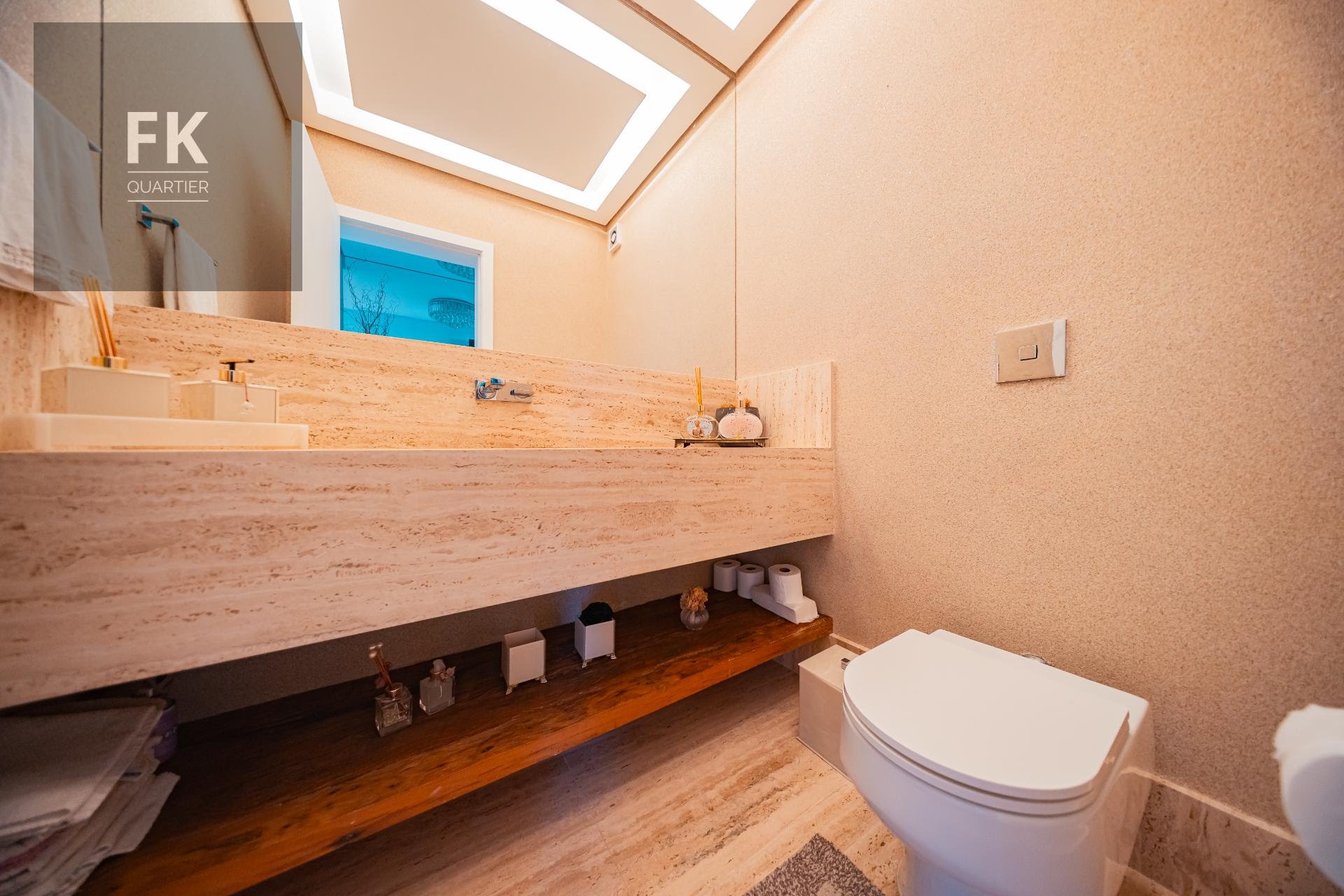 Casa à venda com 5 quartos, 5 suítes, 6 vagas e 400m² no Alphaville, Santana de Parnaíba (SP) — foto 17 de 30