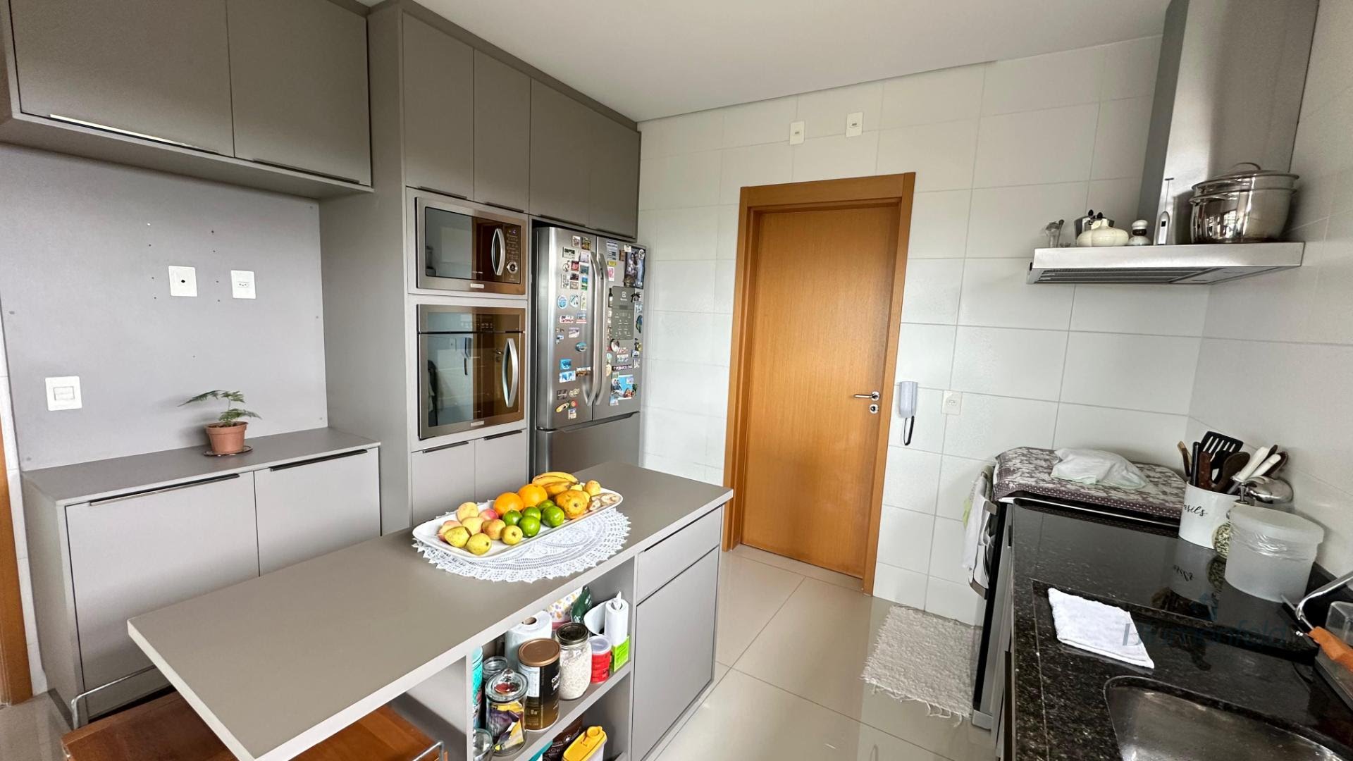 Apartamento à venda com 3 quartos, 3 suítes, 4 vagas e 197m² no Jardim Limoeiro, Arujá (SP) — foto 12 de 30