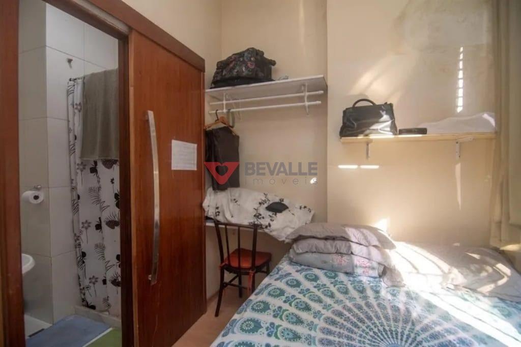 Casa à venda com 6 quartos, 3 suítes e 300m² no Botafogo, Rio de Janeiro (RJ) — foto 17 de 28