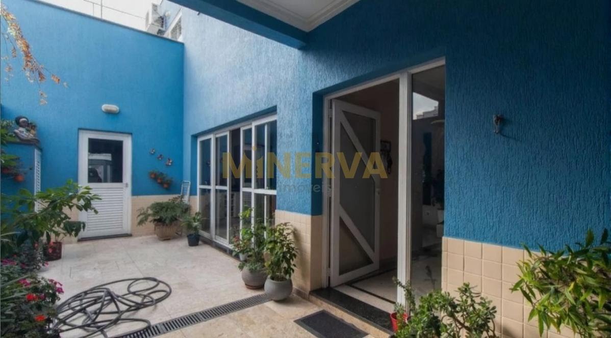 Casa à venda com 5 quartos, 2 suítes, 4 vagas e 250m² no Vila Gomes Cardim, São Paulo (SP) — foto 10 de 11
