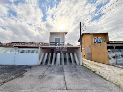 Sobrado em Tabuleiro - Matinhos, PR