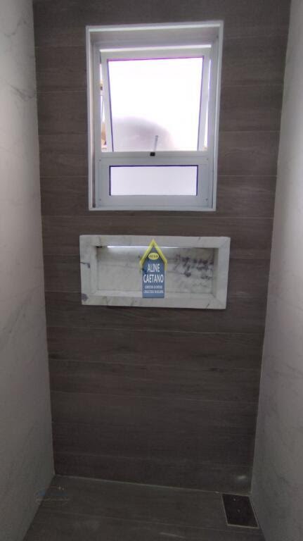 Casa à venda com 3 quartos, 1 suíte, 2 vagas e 110m² no Tupi, Praia Grande (SP) — foto 23 de 30
