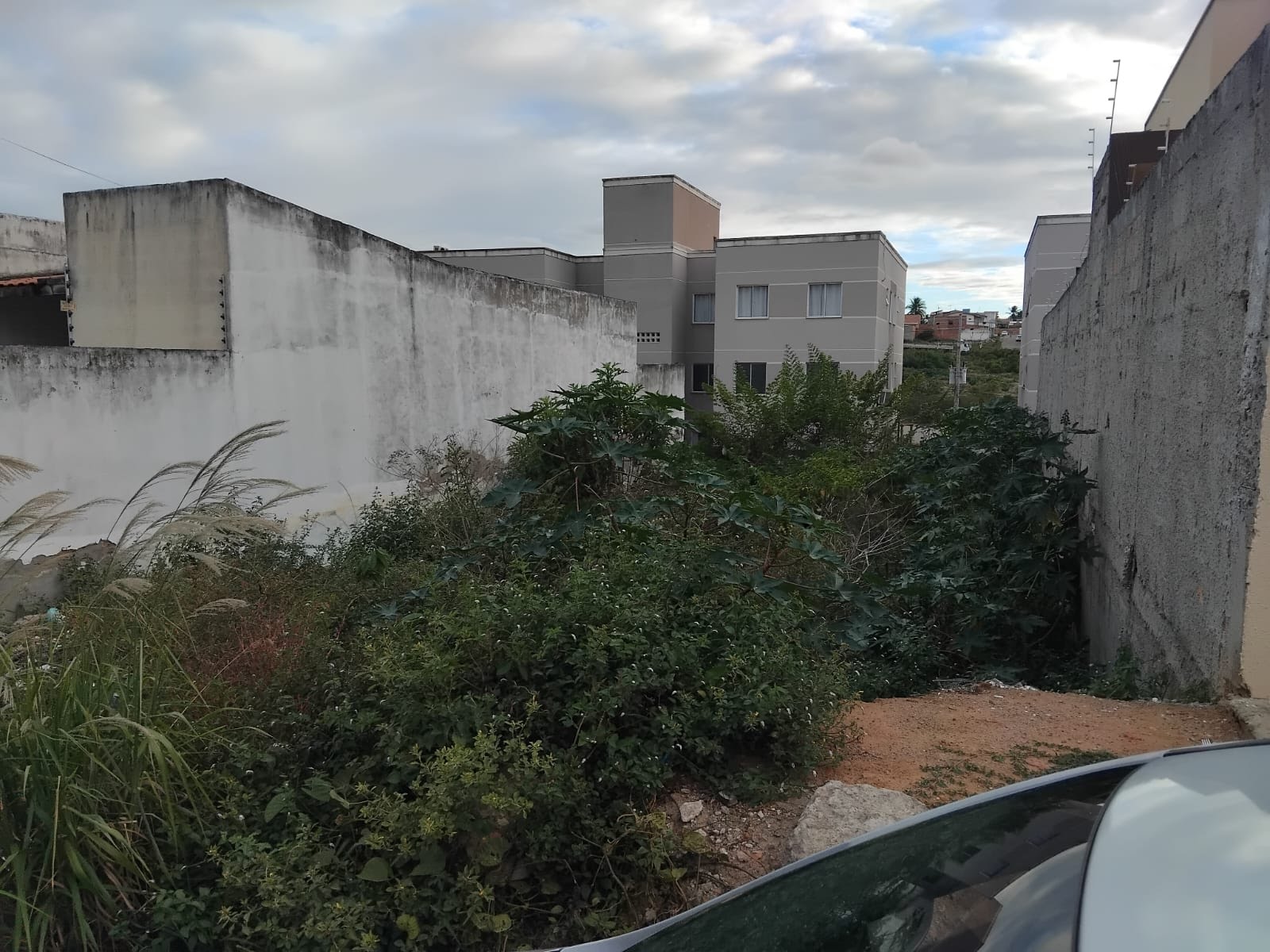 Terreno à venda com 250m² de terreno no Conceição, Feira de Santana (BA) — foto 4 de 5