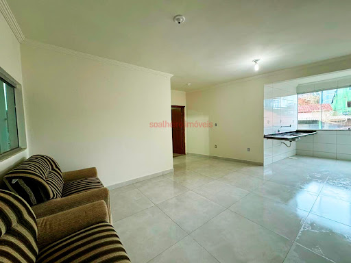 Apartamento no Centro de Sabinópolis: Venda por R$ 1 e Locação Disponível