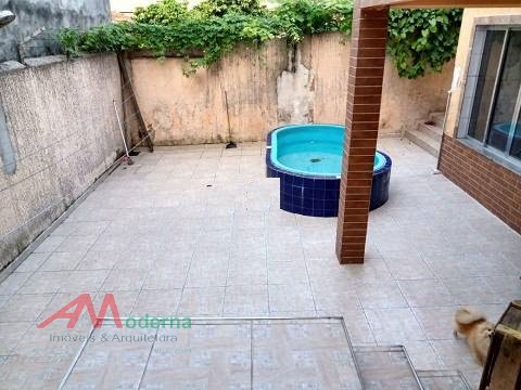 Casa à venda com 3 quartos, 1 suíte, 4 vagas e 250m² no Canhema, Diadema (SP) — foto 16 de 20