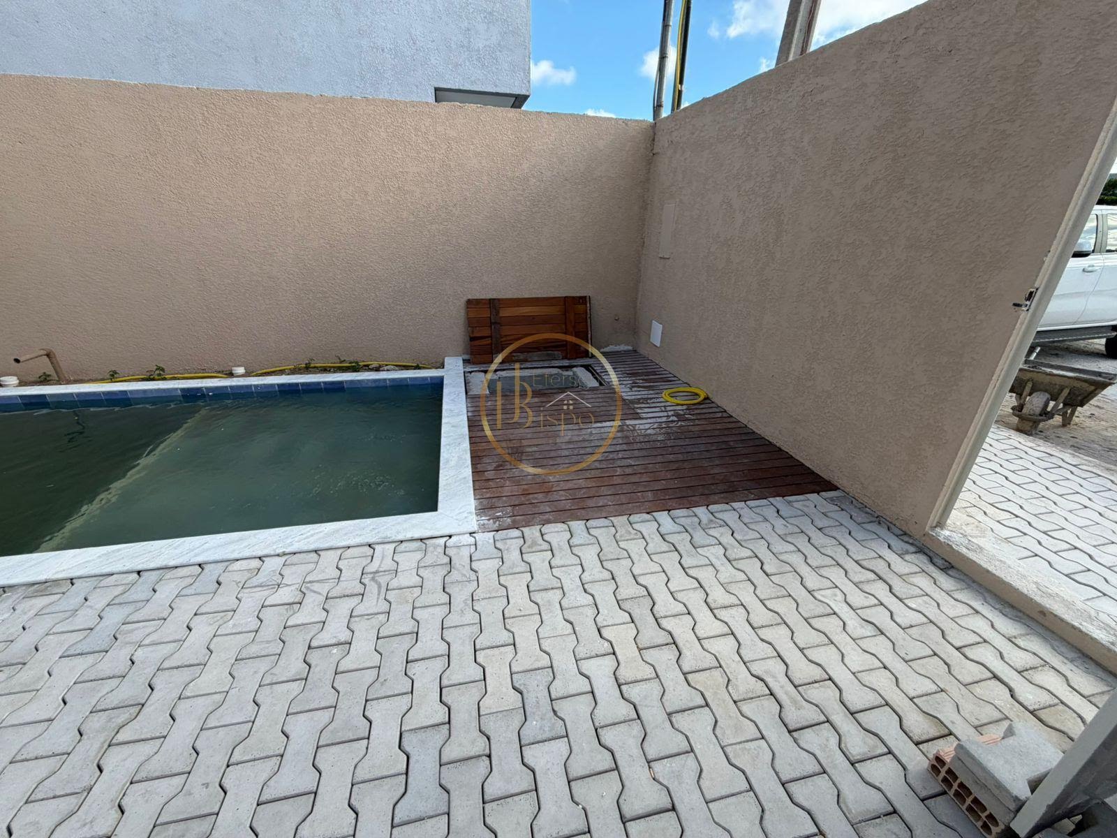 Casa à venda com 3 quartos, 3 suítes, 2 vagas e 145m² no Loteamento Residencial Portobello, Porto Seguro (BA) — foto 2 de 12