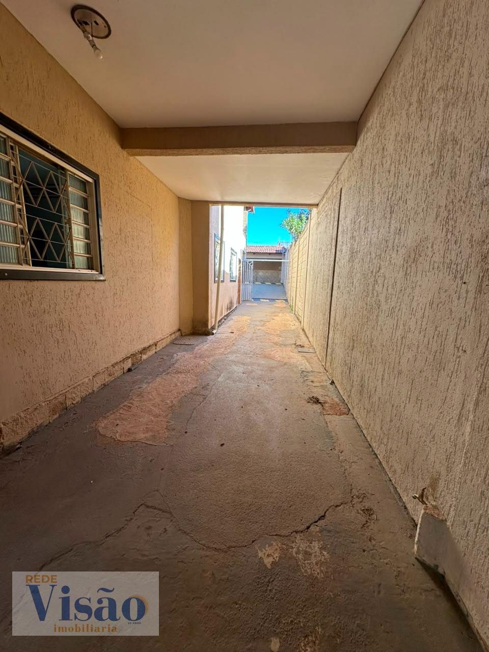 Casa para alugar com 2 suítes e 3 vagas no Jardim Serrano, Paracatu (MG) — foto 9 de 14