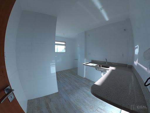 Apartamento com dois quartos à venda da Av. Alberto Torres em Campos RJ 