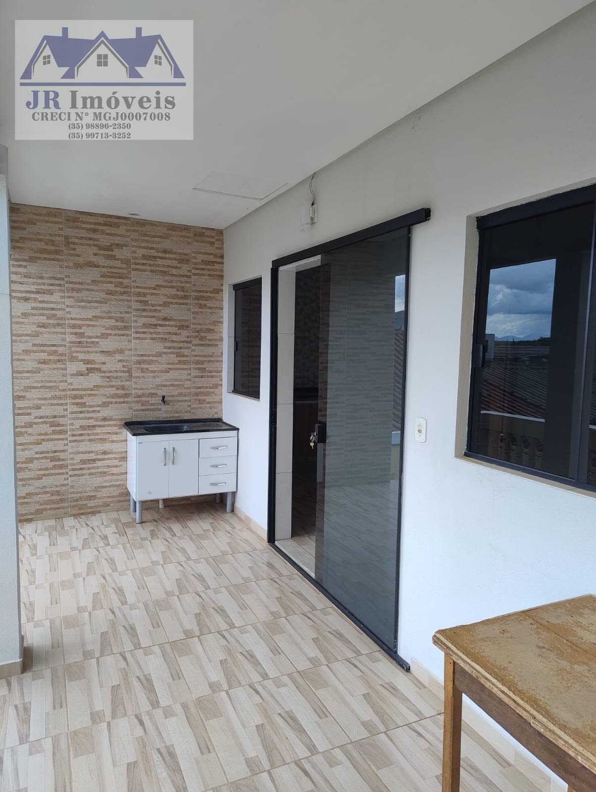 Casa à venda com 5 quartos e 2 banheiros no São José, Pedralva (MG) — foto 11 de 23
