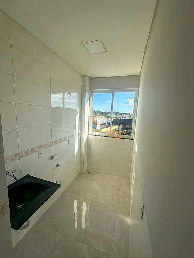 Apartamento Semi Mobiliado para Locação na Vila A