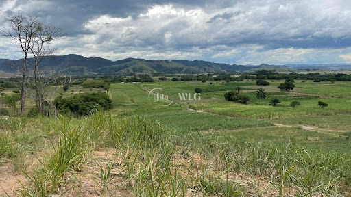Sítio à venda em Seropédica: 180.000m², 2 quartos, R$1,8 mi