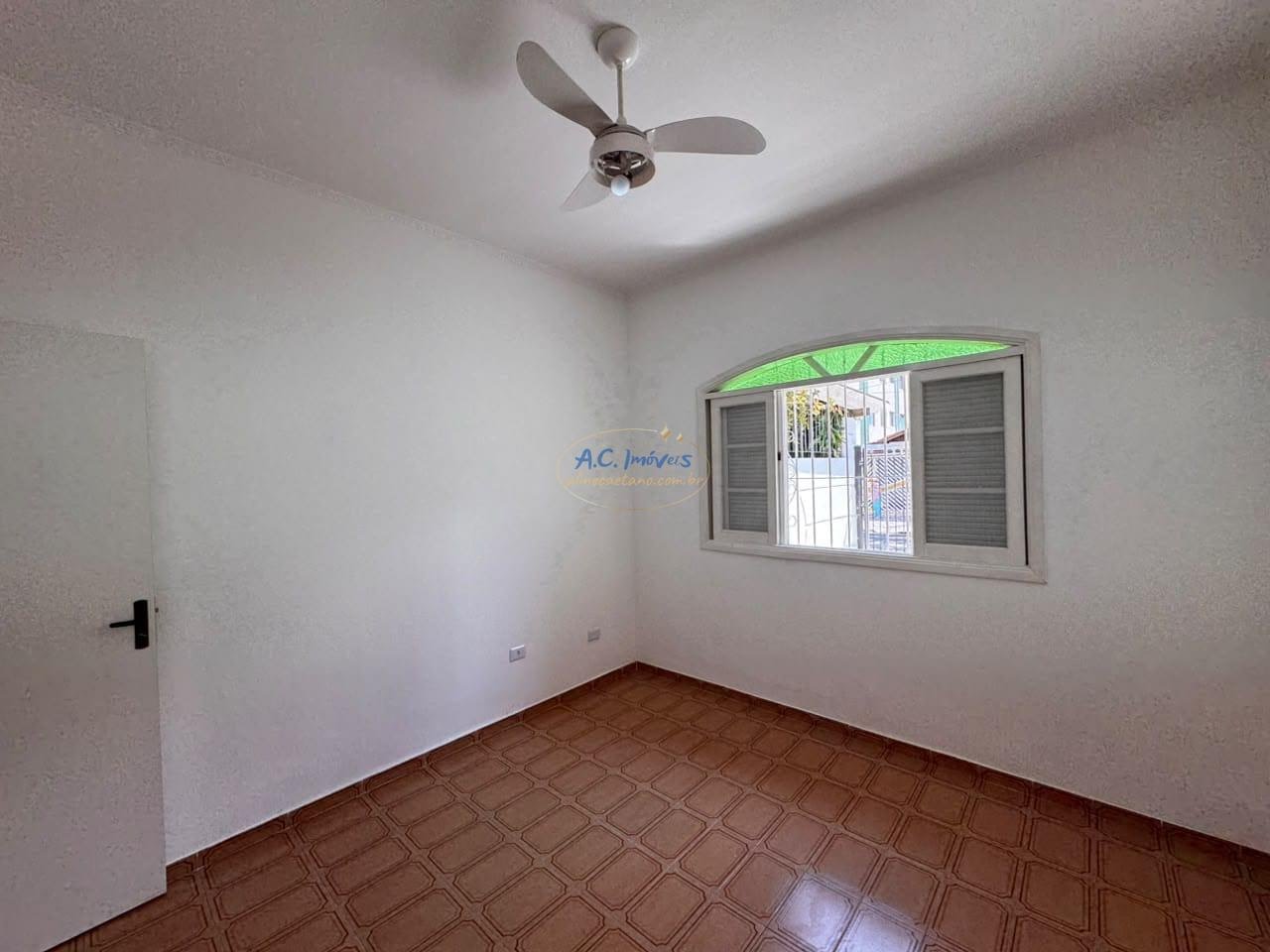 Casa à venda com 3 quartos, 1 suíte, 2 vagas e 92m² no Boqueirão, Praia Grande (SP) — foto 15 de 22