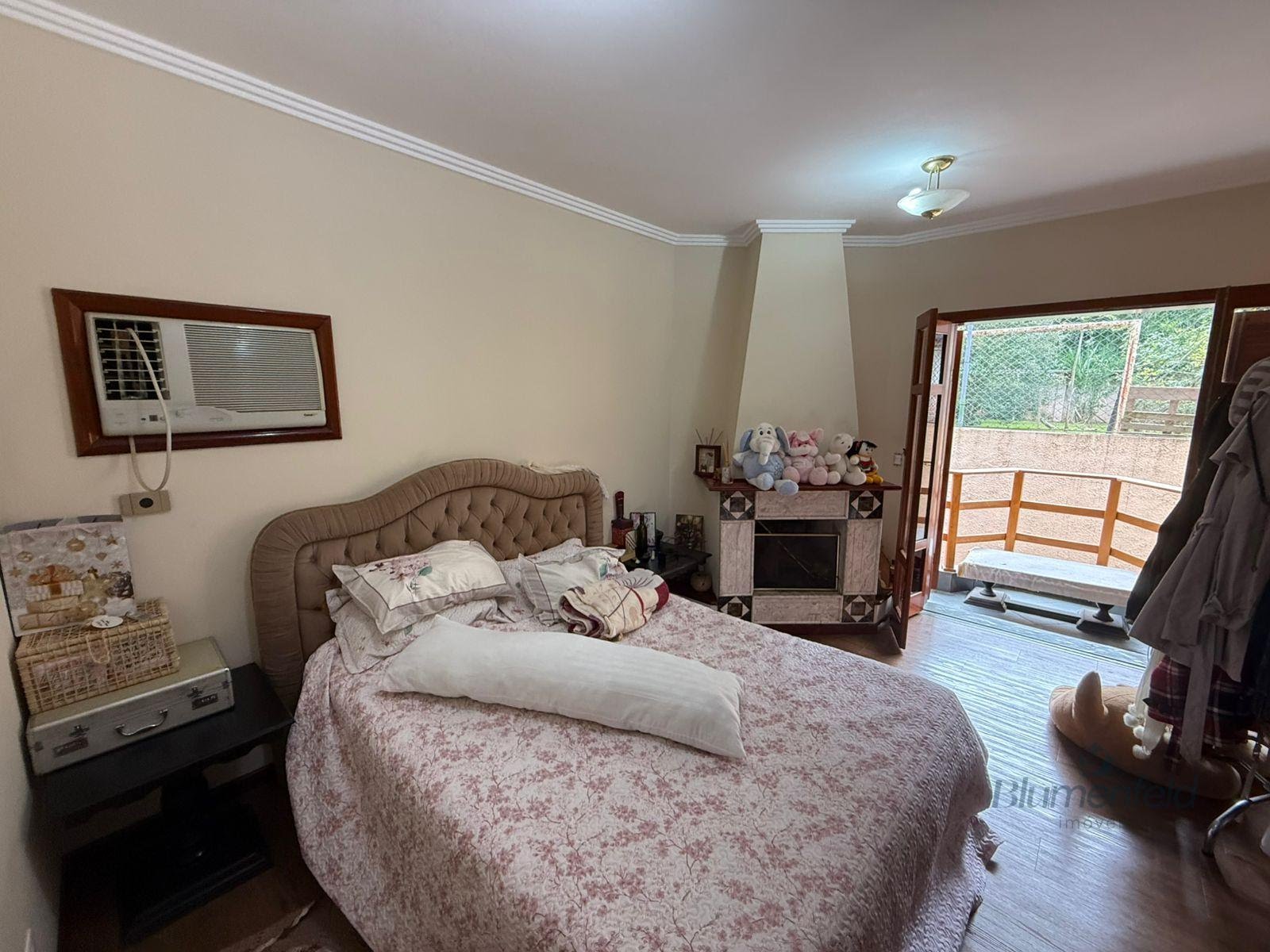 Casa à venda com 3 suítes, 4 vagas e 369m² no Condominio Arujazinho I II III, Arujá (SP) — foto 22 de 30