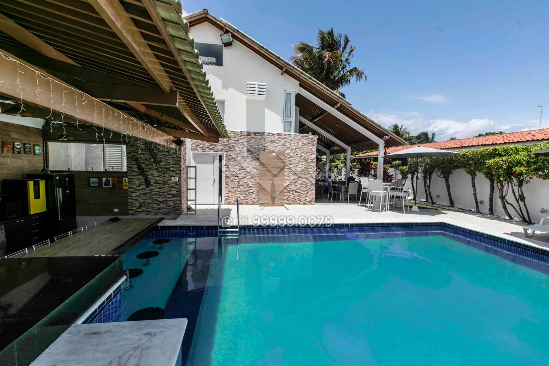 Casa à venda com 5 quartos, 4 suítes e 229m² no Porto de Galinhas, Ipojuca (PE) — foto 2 de 30