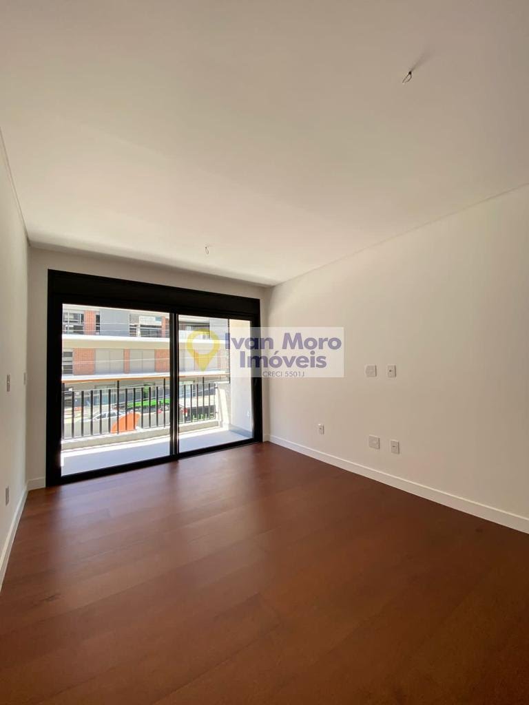 Apartamento à venda com 4 quartos, 4 suítes, 2 vagas e 210m² no Jurerê, Florianópolis (SC) — foto 13 de 30