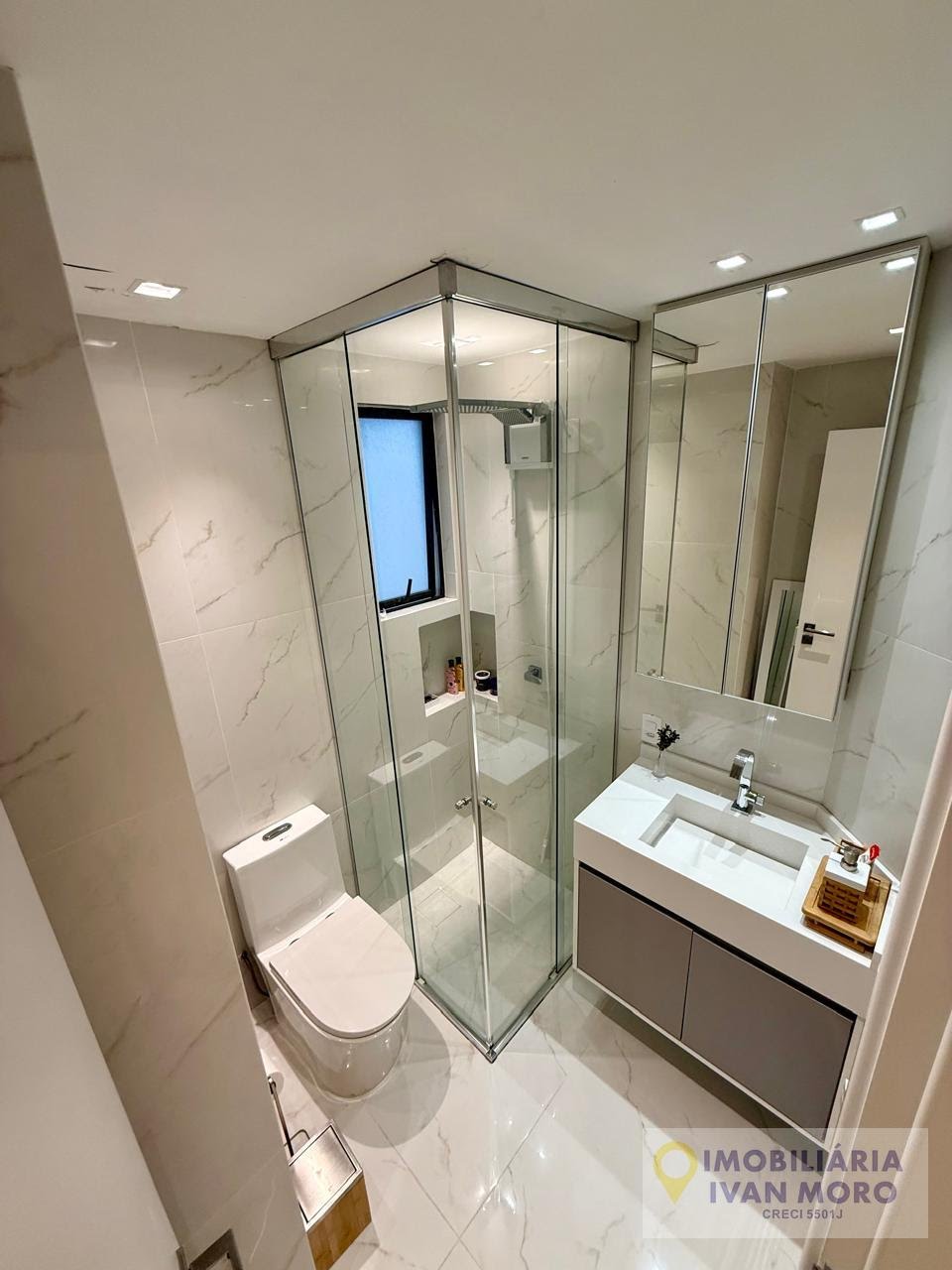 Apartamento à venda com 2 quartos, 1 suíte, 1 vaga e 63m² no Jurerê, Florianópolis (SC) — foto 8 de 20