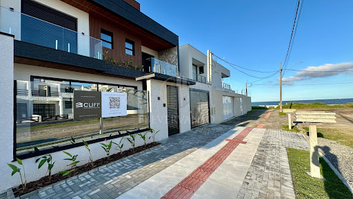 Sobrado  em Balneario Eliana - Guaratuba, PR