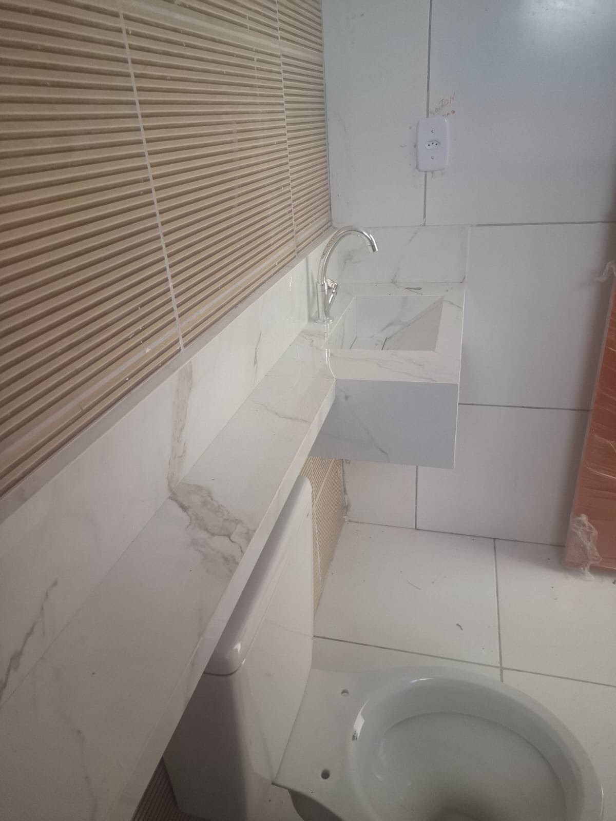 Casa à venda com 2 quartos, 1 banheiro e 150m² no Novo Horizonte, Feira de Santana (BA) — foto 6 de 6