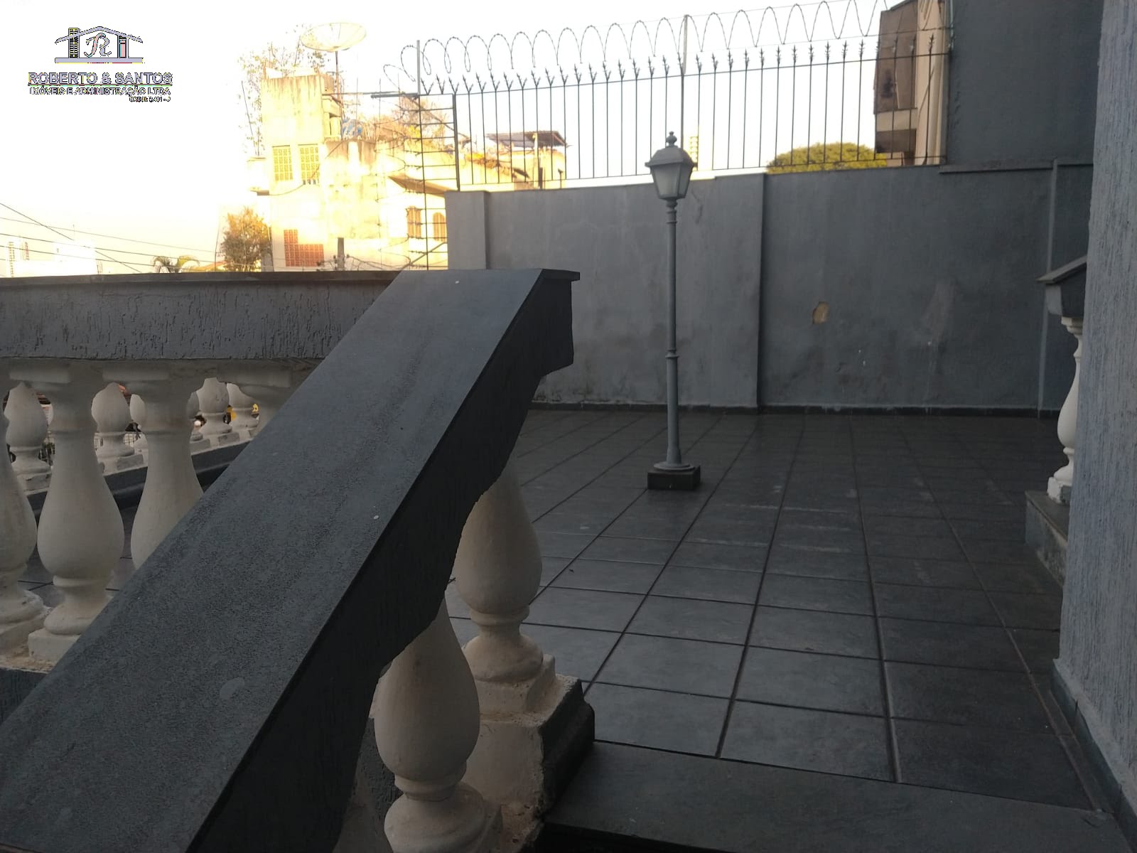 Escadas de acesso