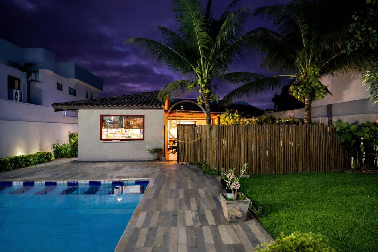 Casa à venda com 3 quartos, 2 suítes, 1 vaga e 267m² no Village 2, Porto Seguro (BA) — foto 7 de 17